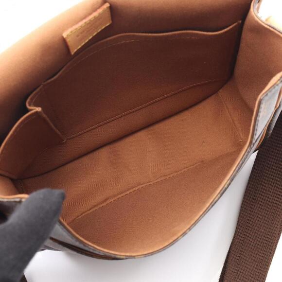 LOUIS VUITTON Brown Monogram Leather Messenger PM Shoulder Bag - Picture 3 of 10